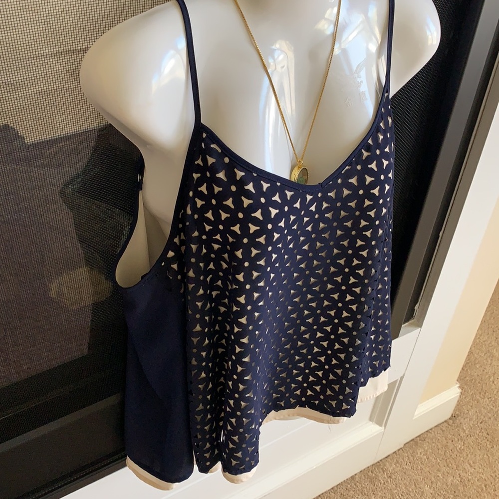 Spaghetti strap top - Picture 3 of 8
